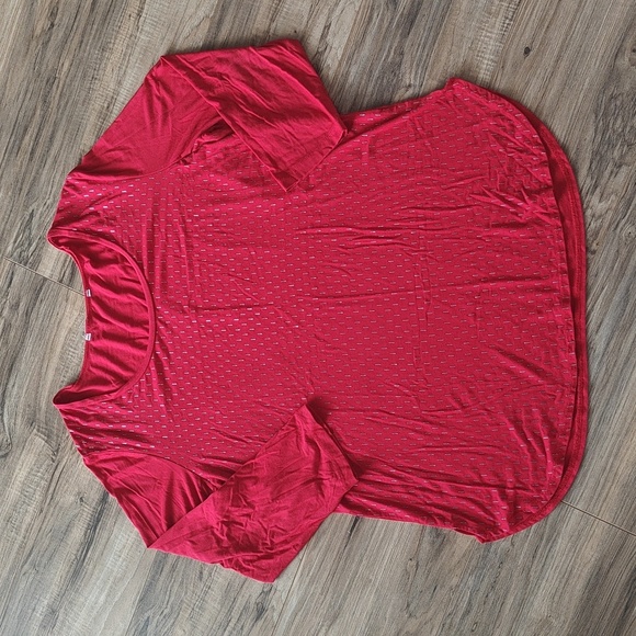 EUC Stretchy Embellished Top - Picture 1 of 6